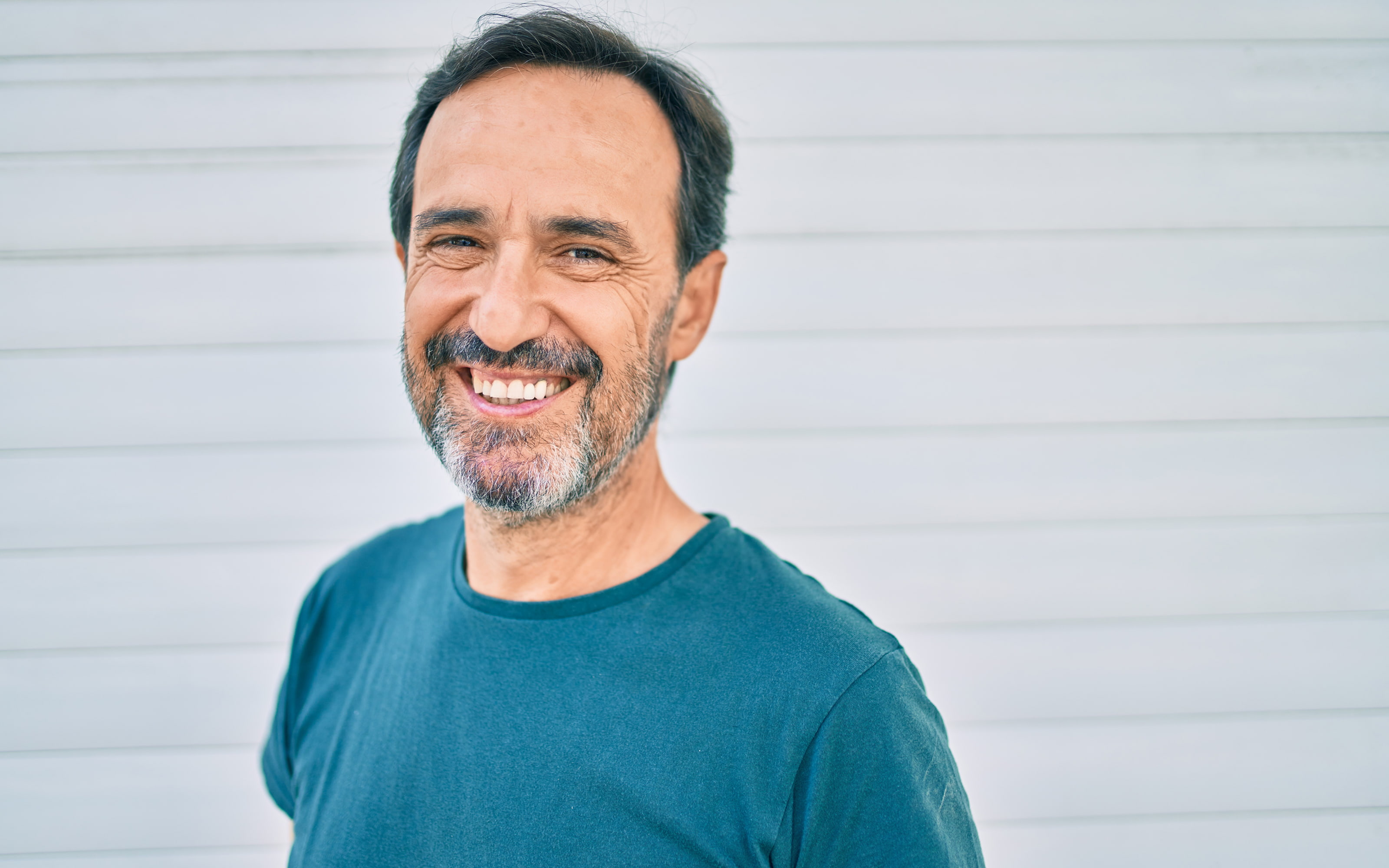 Implant-supported dentures